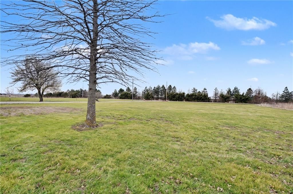 4221 Shawnee Road — photo 36