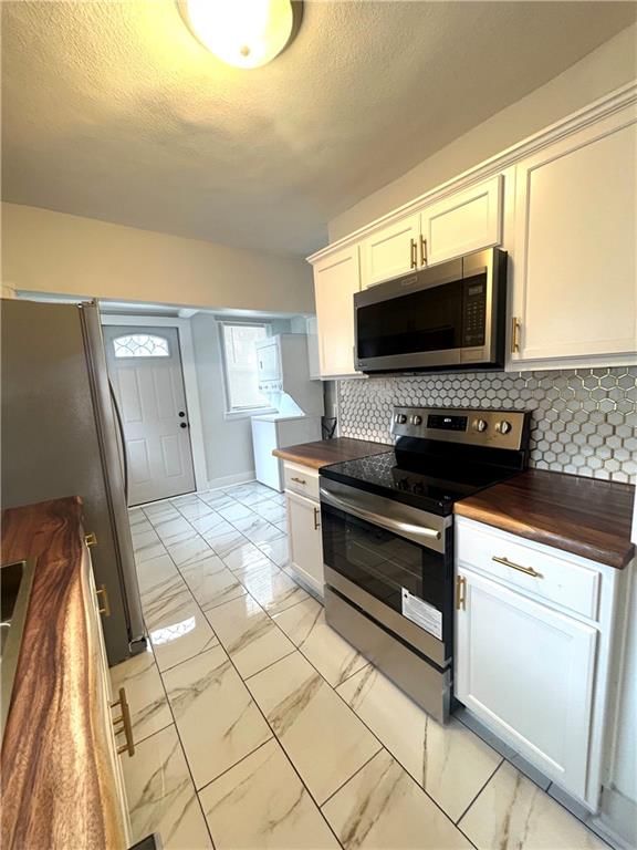 2410 Myrtle Avenue — photo 5