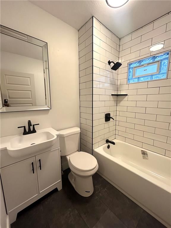2410 Myrtle Avenue — photo 6