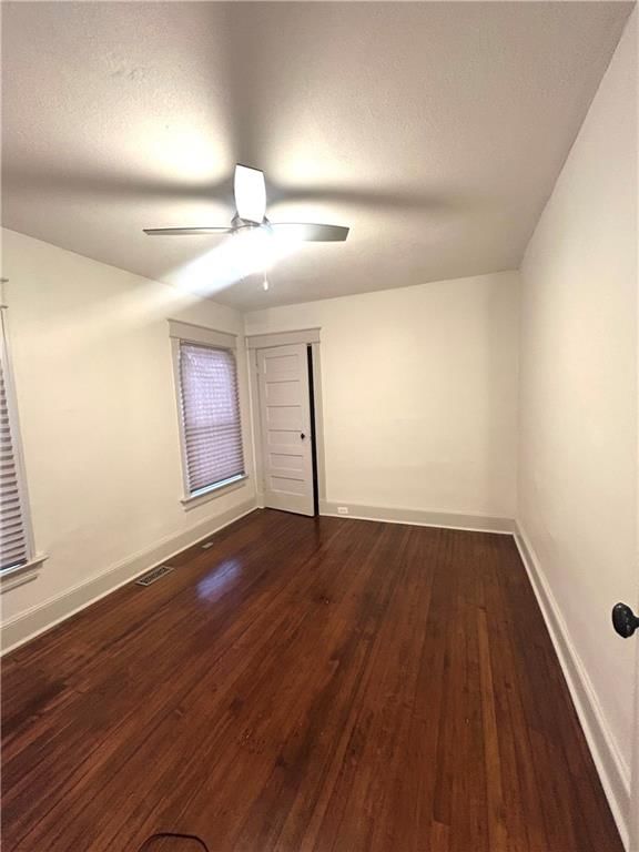 2410 Myrtle Avenue — photo 8
