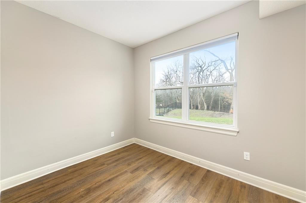 25264 W 147th Court — photo 32