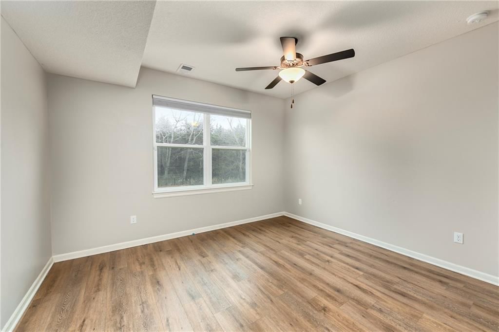 25264 W 147th Court — photo 36