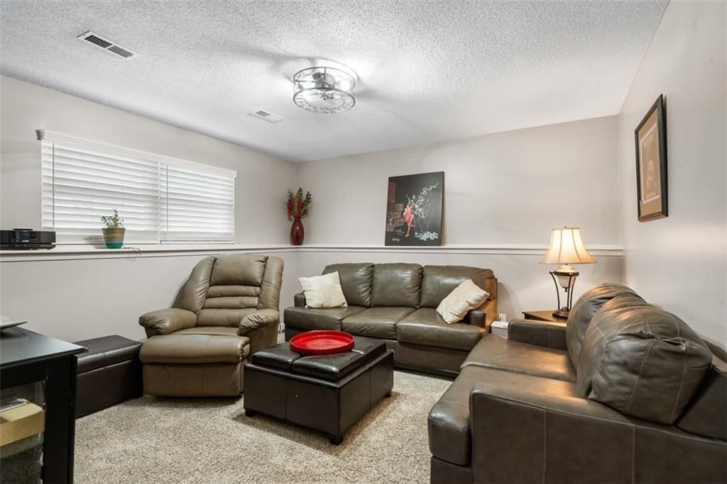 134 Debra Street — photo 19