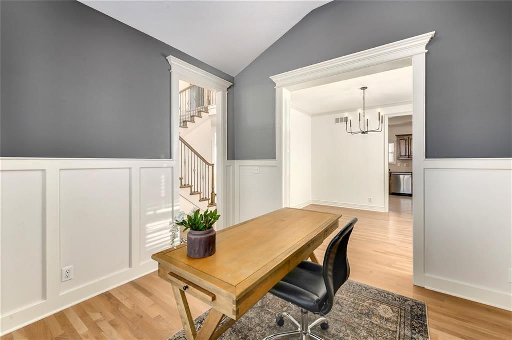 929 SW 33rd Street — photo 2