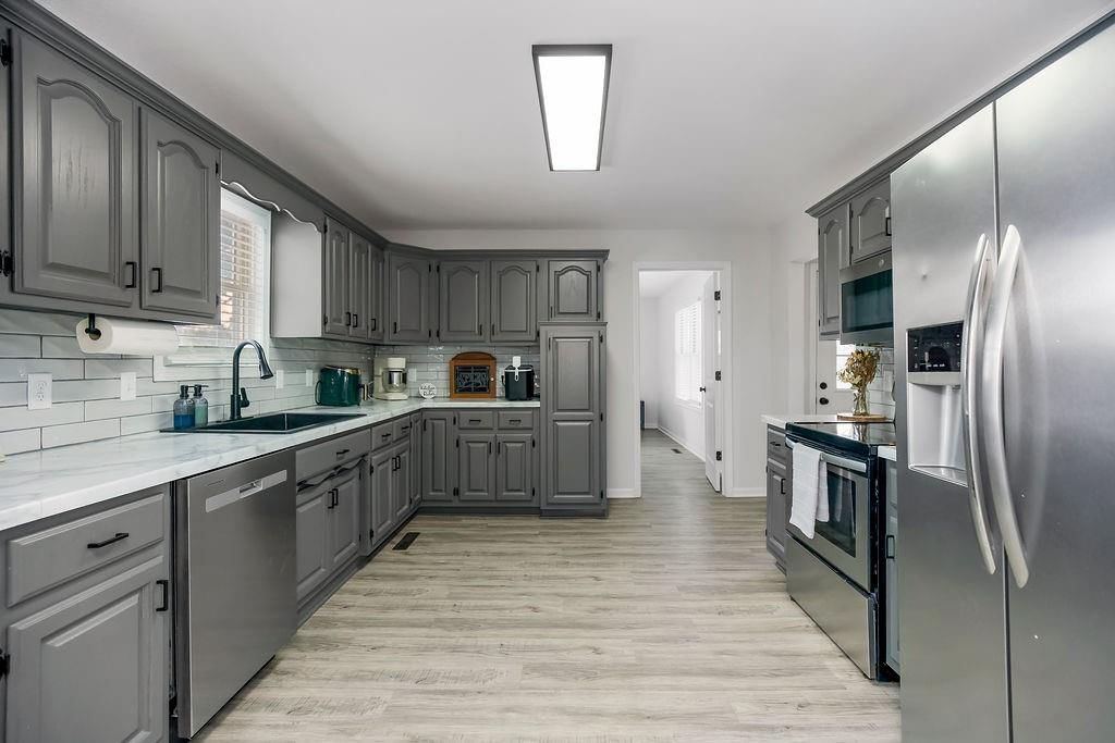 604 N Independence Street — photo 11