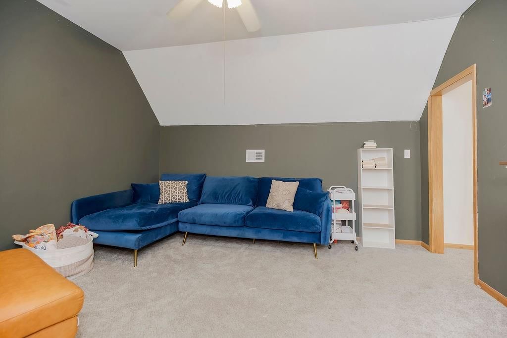 604 N Independence Street — photo 22