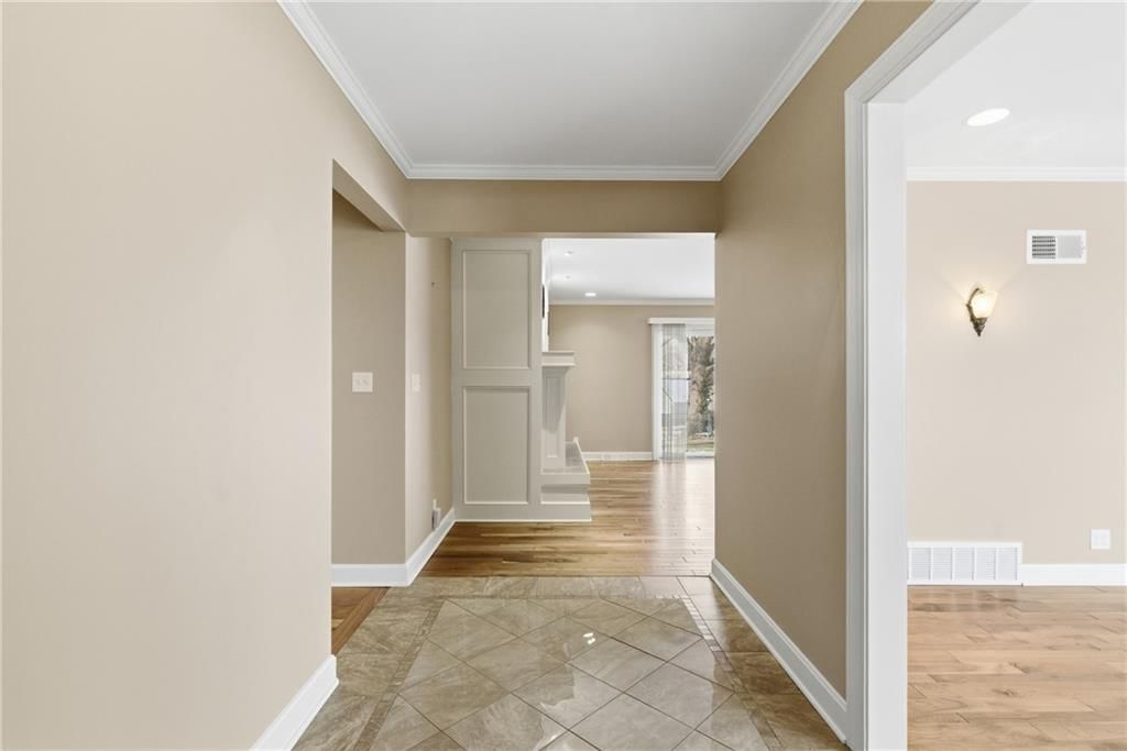 1108 S Esplanade Street — photo 5