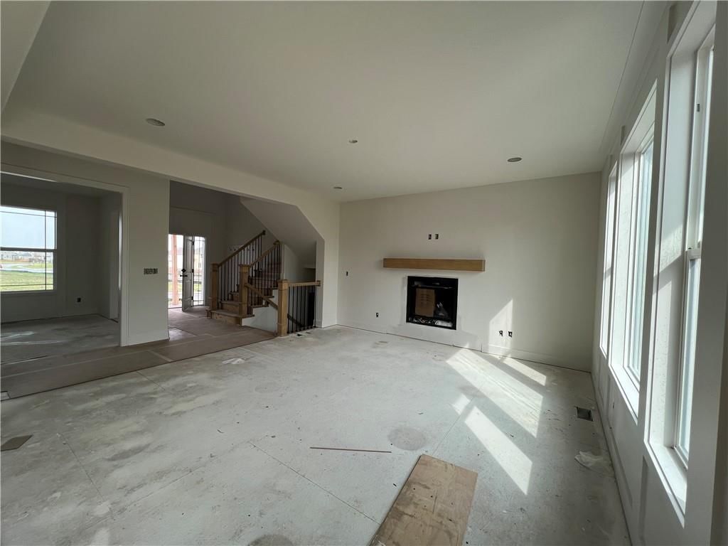 19007 W 170th Terrace — photo 3