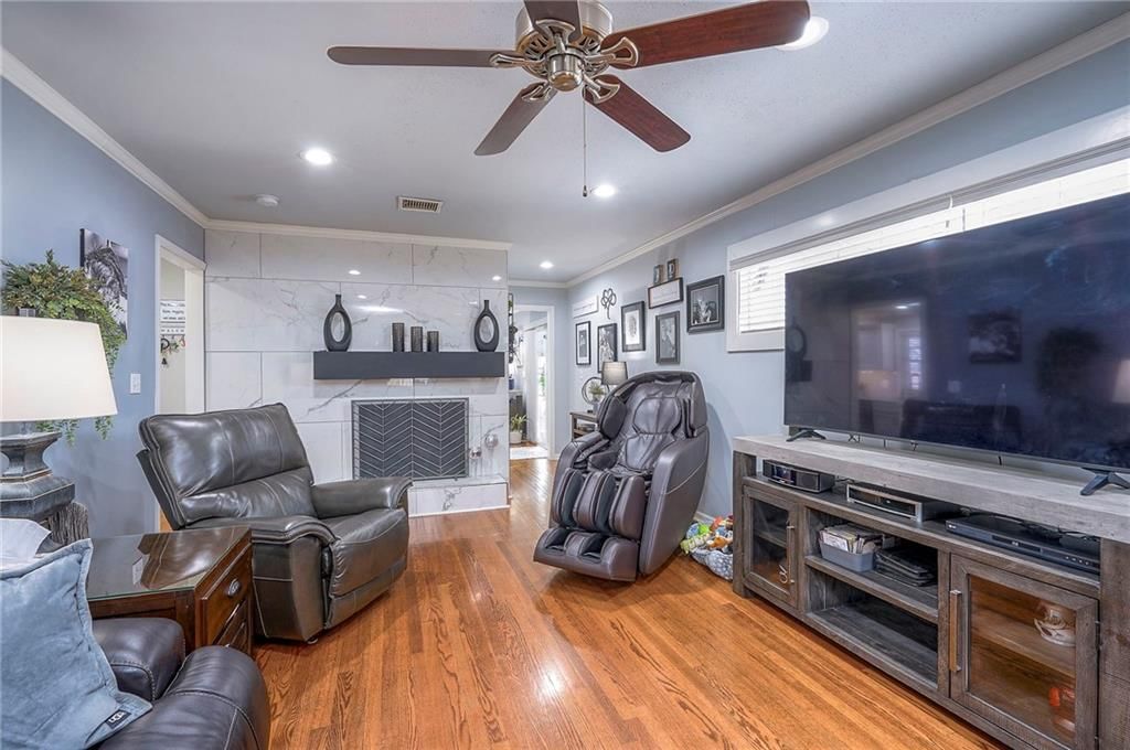 6800 Glenwood Street — photo 18