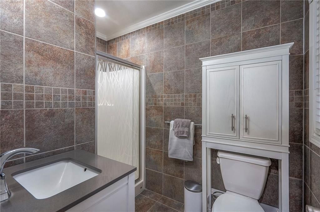 6800 Glenwood Street — photo 25
