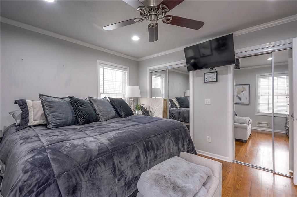 6800 Glenwood Street — photo 30