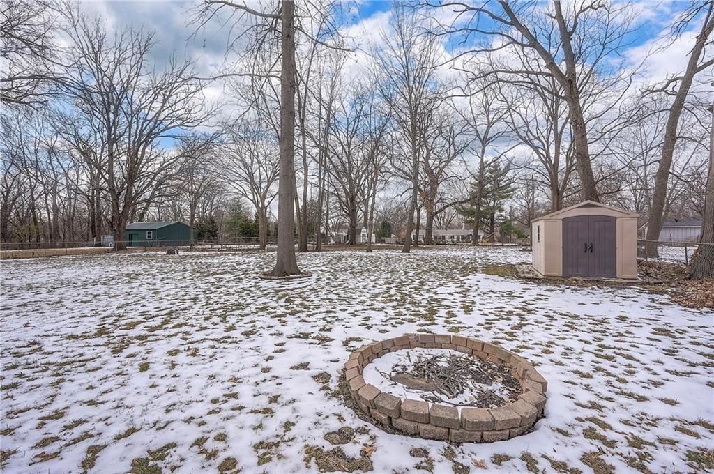 6800 Glenwood Street — photo 36