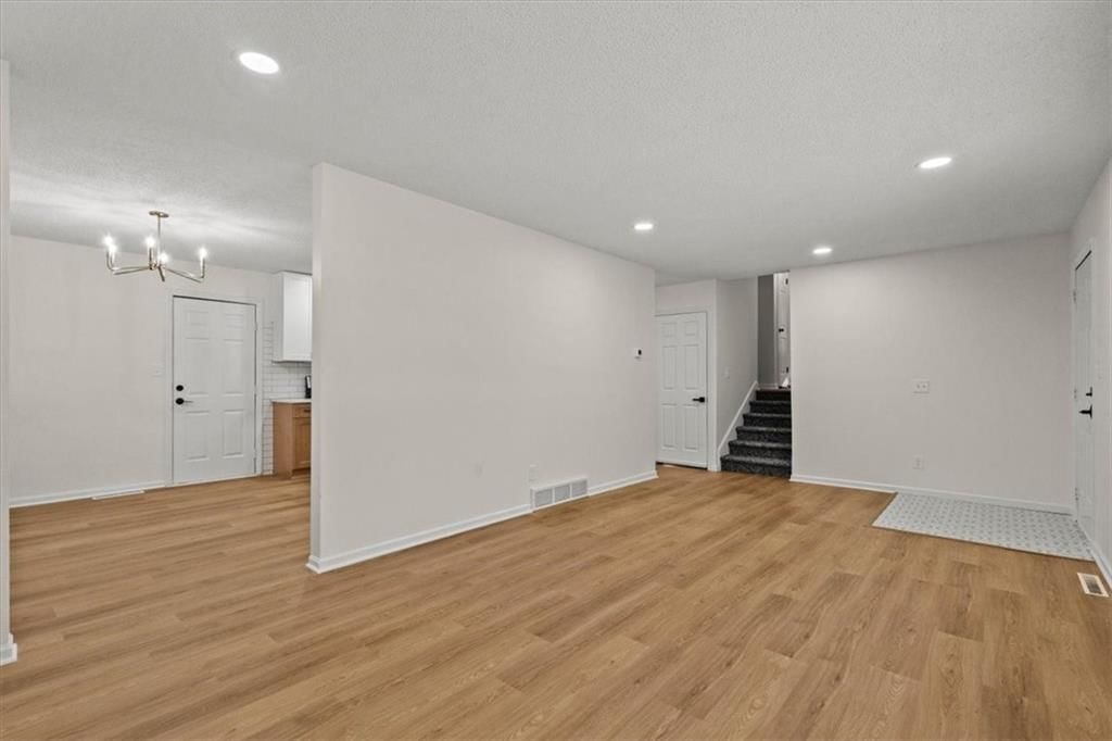 6105 E 136th Street — photo 5