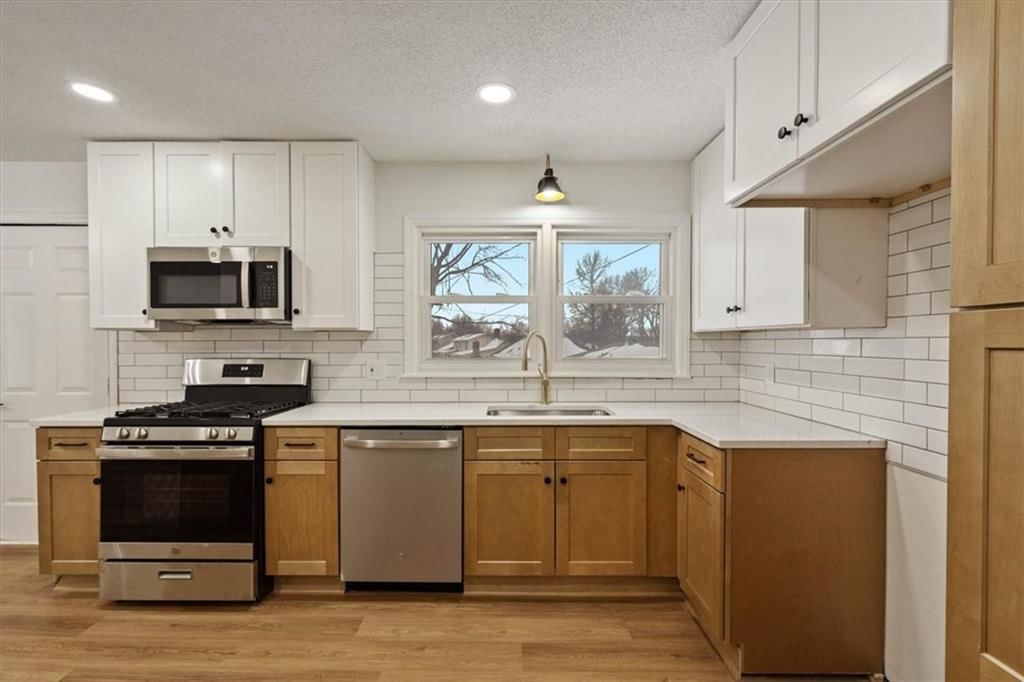 6105 E 136th Street — photo 11