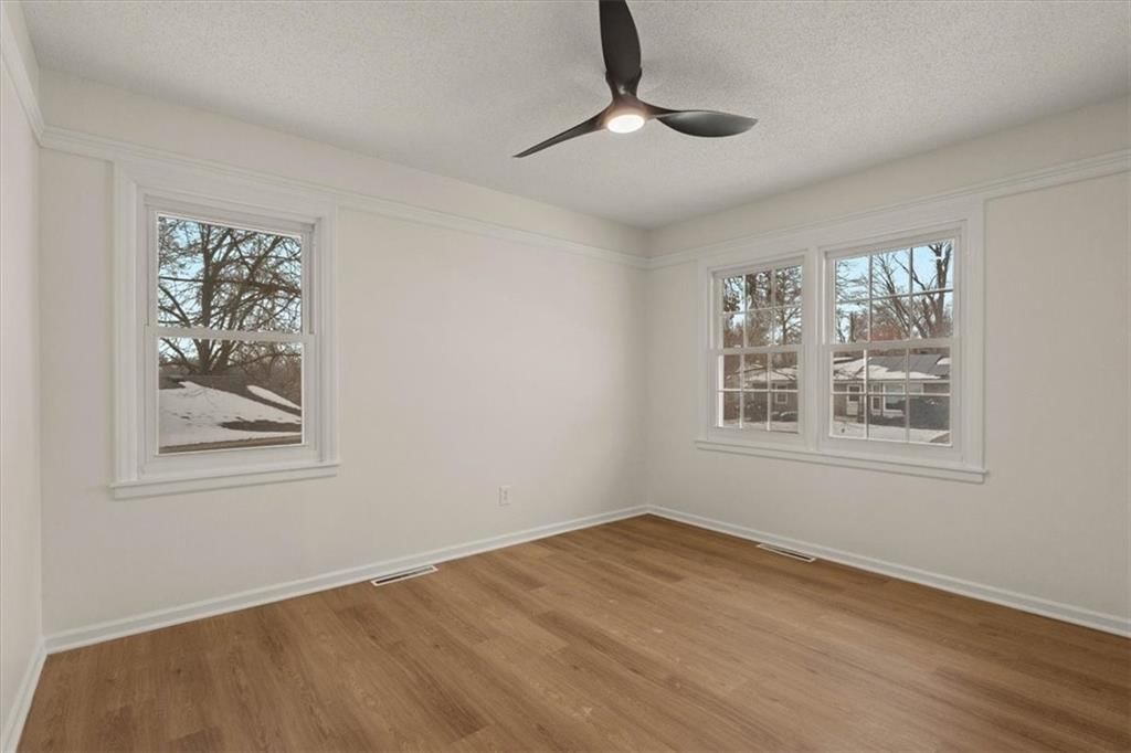 6105 E 136th Street — photo 13