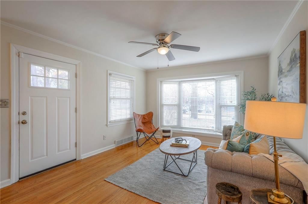 8734 Maiden Lane — photo 4