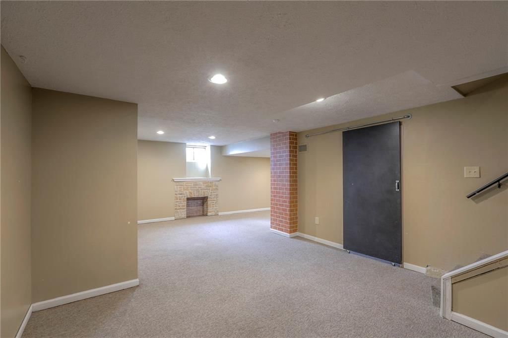 8734 Maiden Lane — photo 24