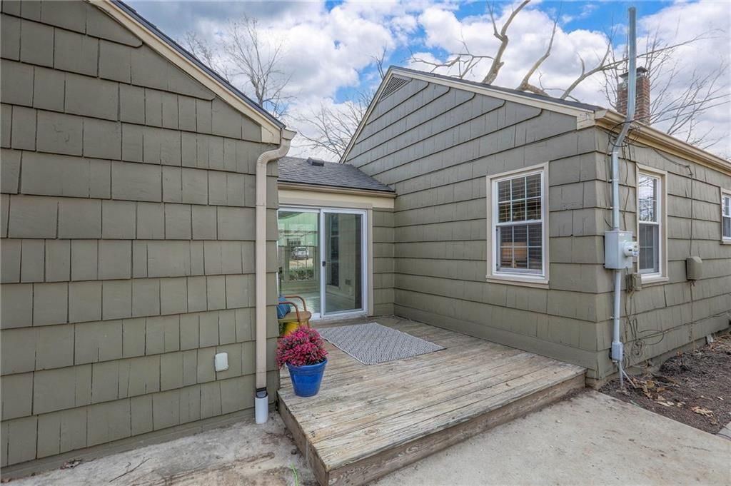 8734 Maiden Lane — photo 25