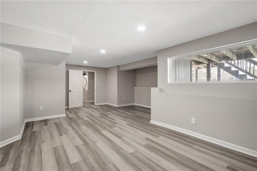19612 W 98th Terrace — photo 27