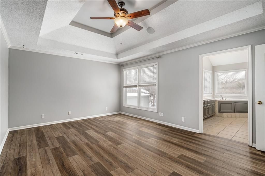 19612 W 98th Terrace — photo 36