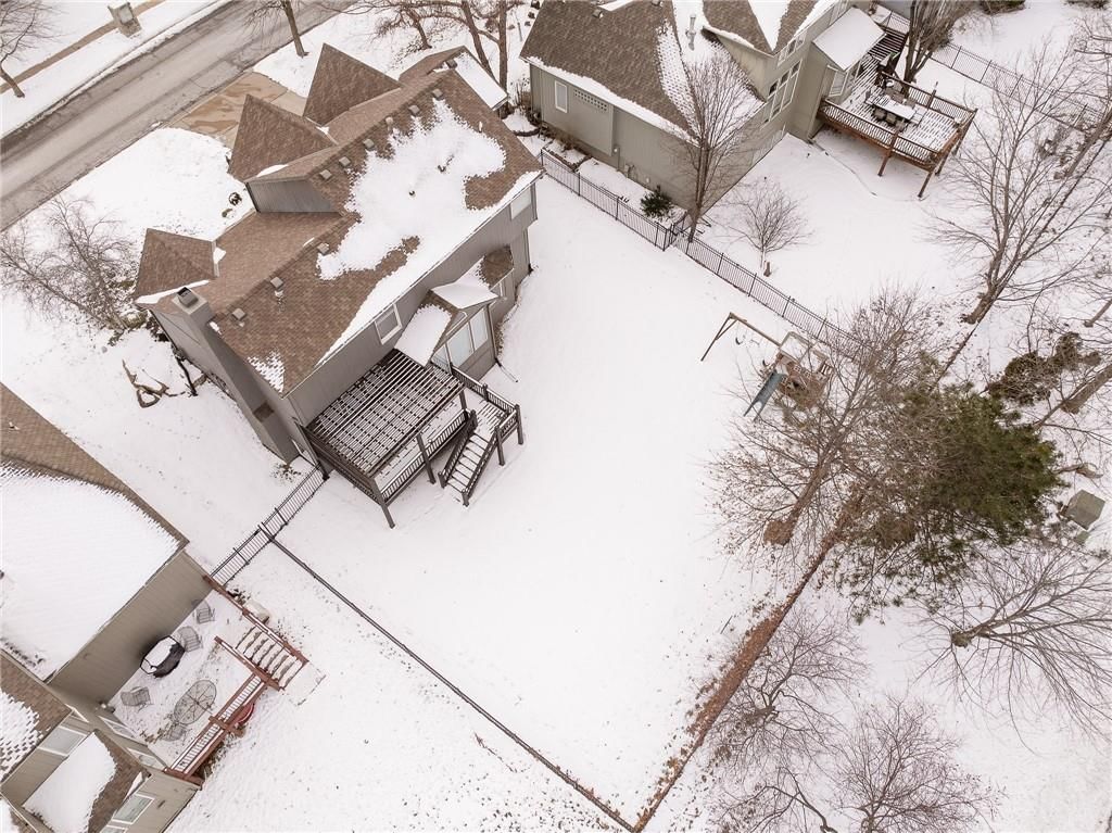 19612 W 98th Terrace — photo 56