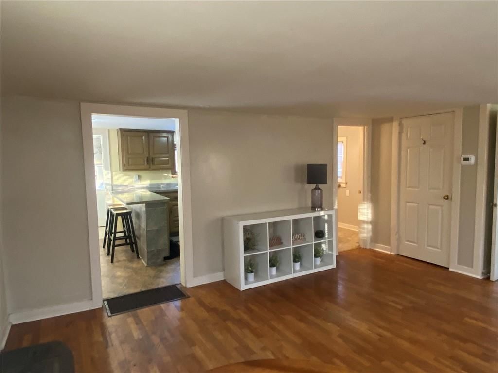1901 S Hardy Avenue — photo 6