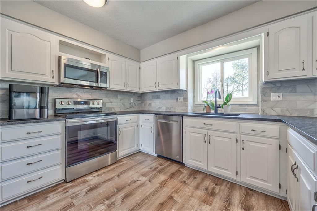 11822 Hardy Street — photo 6