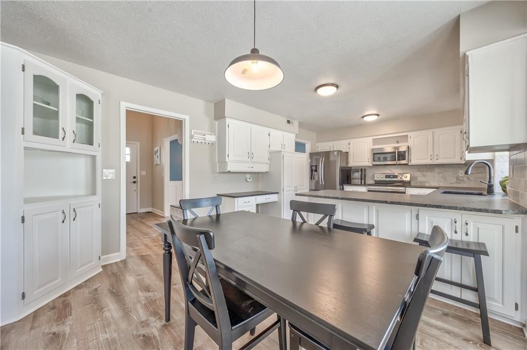 11822 Hardy Street — photo 8
