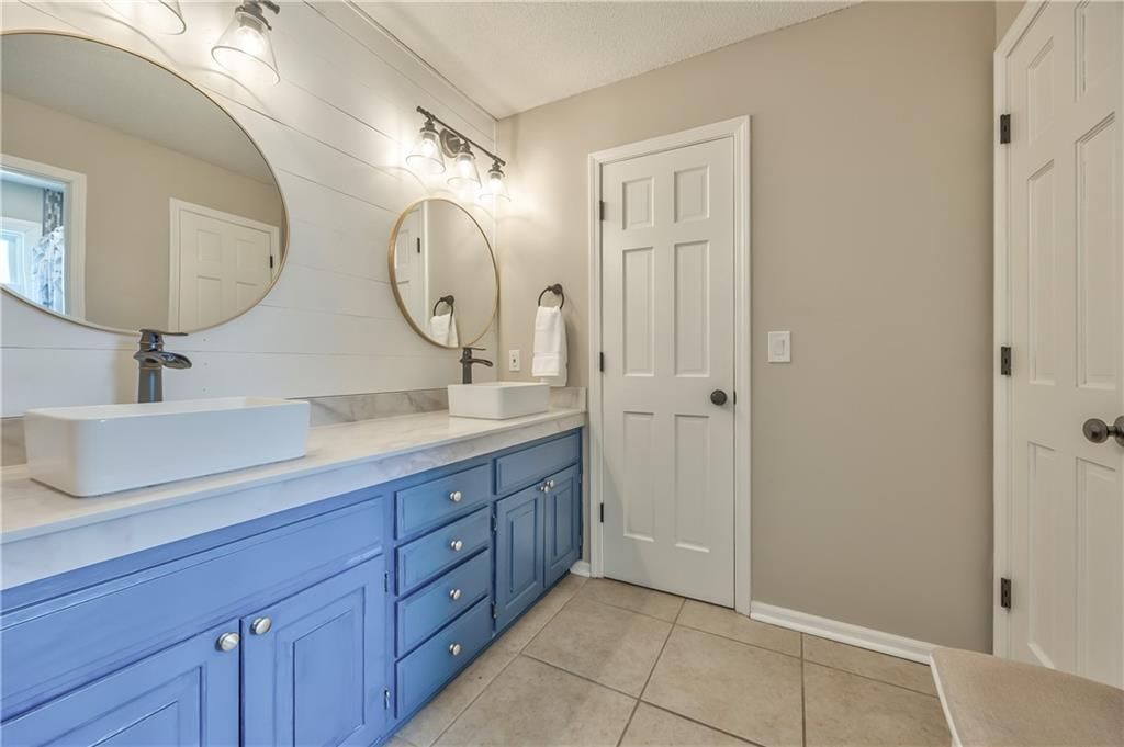 11822 Hardy Street — photo 13
