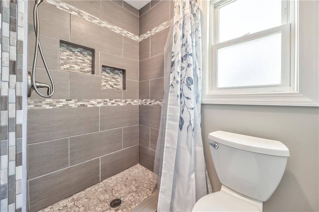 11822 Hardy Street — photo 14