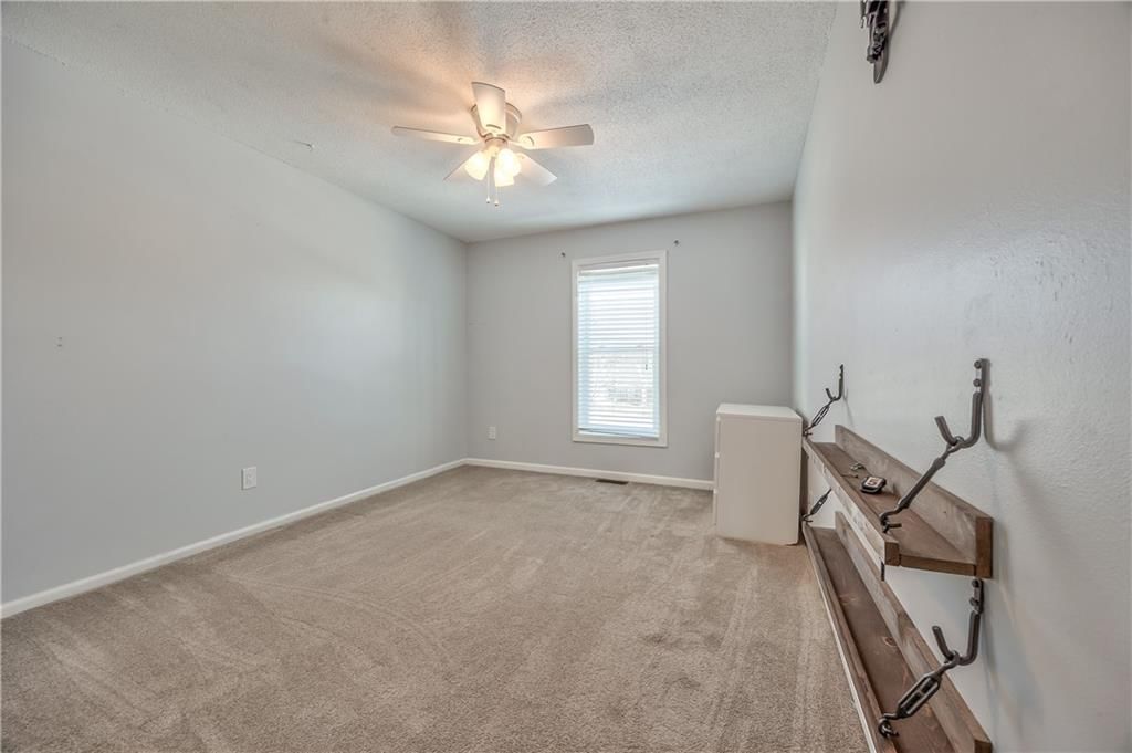 11822 Hardy Street — photo 16