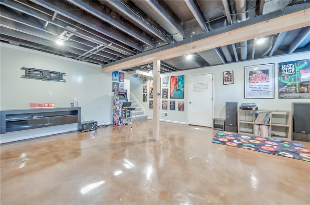 11822 Hardy Street — photo 19