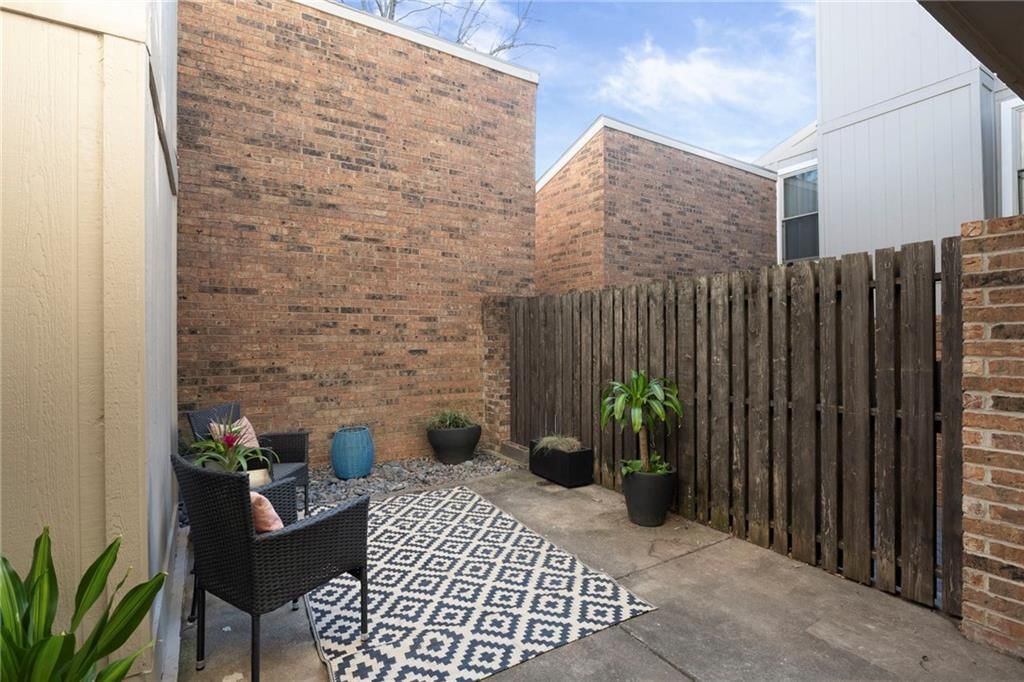 5104 W 62nd Street — photo 6
