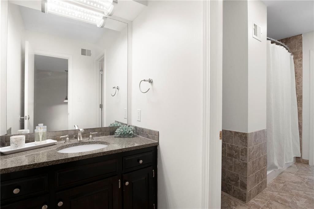 5104 W 62nd Street — photo 22