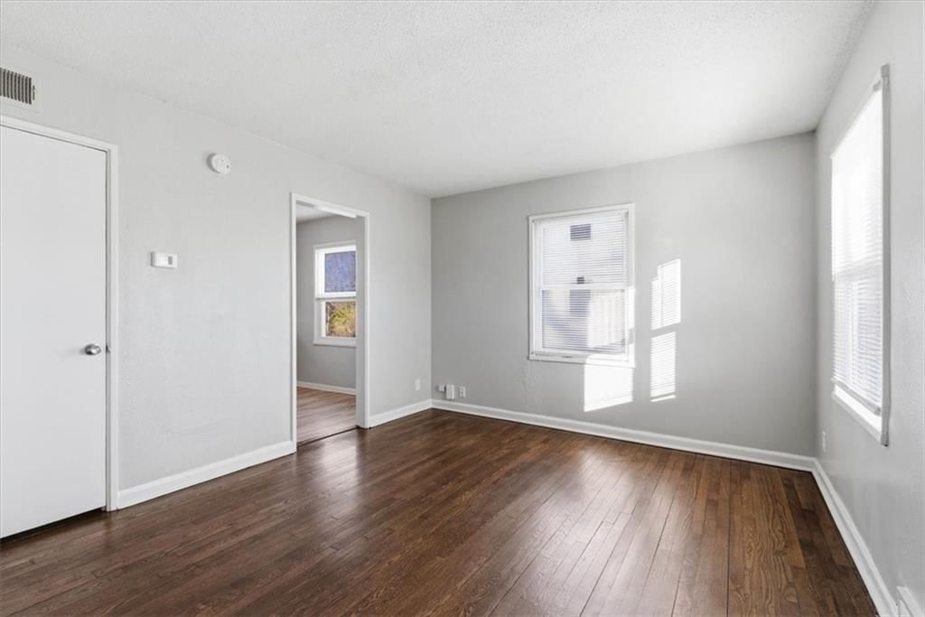 9548 & 9550 Charlotte Street — photo 3