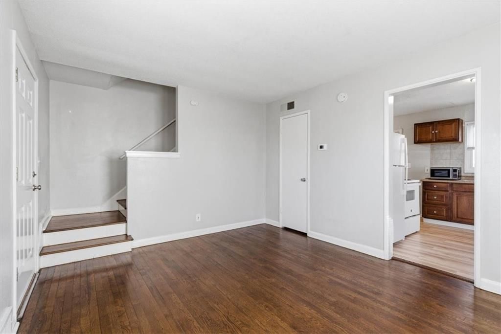 9548 & 9550 Charlotte Street — photo 4