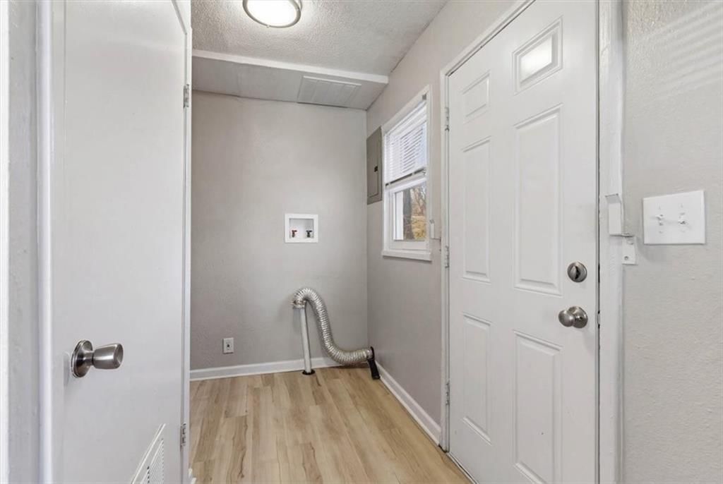 9548 & 9550 Charlotte Street — photo 12