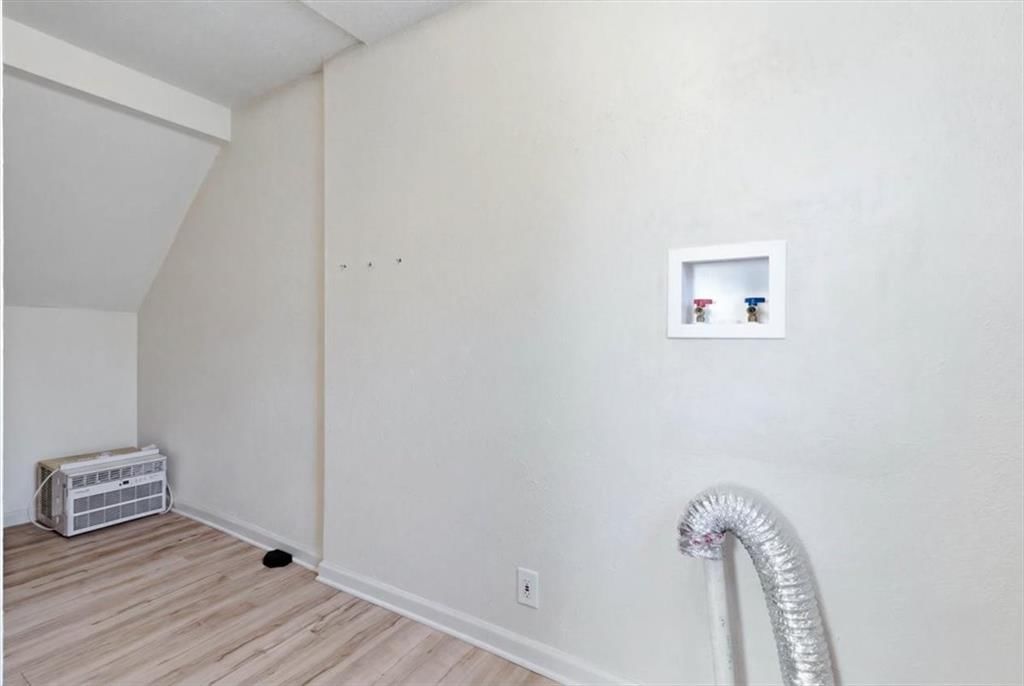 9548 & 9550 Charlotte Street — photo 13