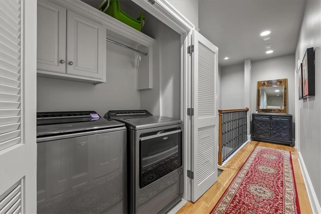 4963 Wyandotte Street — photo 41
