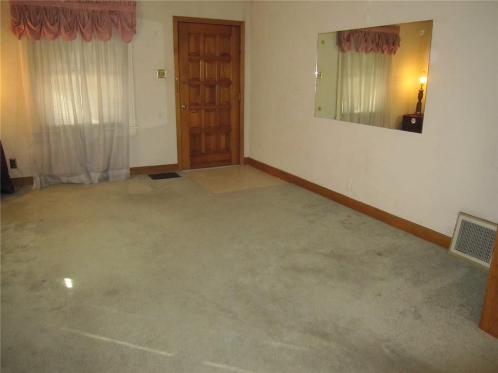 513 N Noyes Boulevard — photo 7