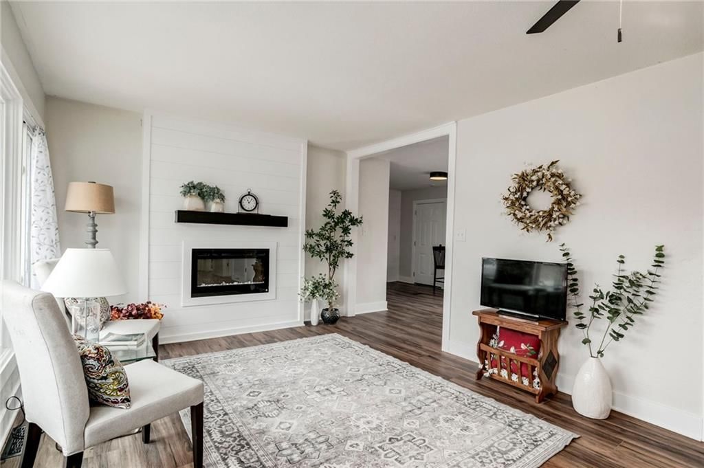 3021 S 46th Terrace — photo 7