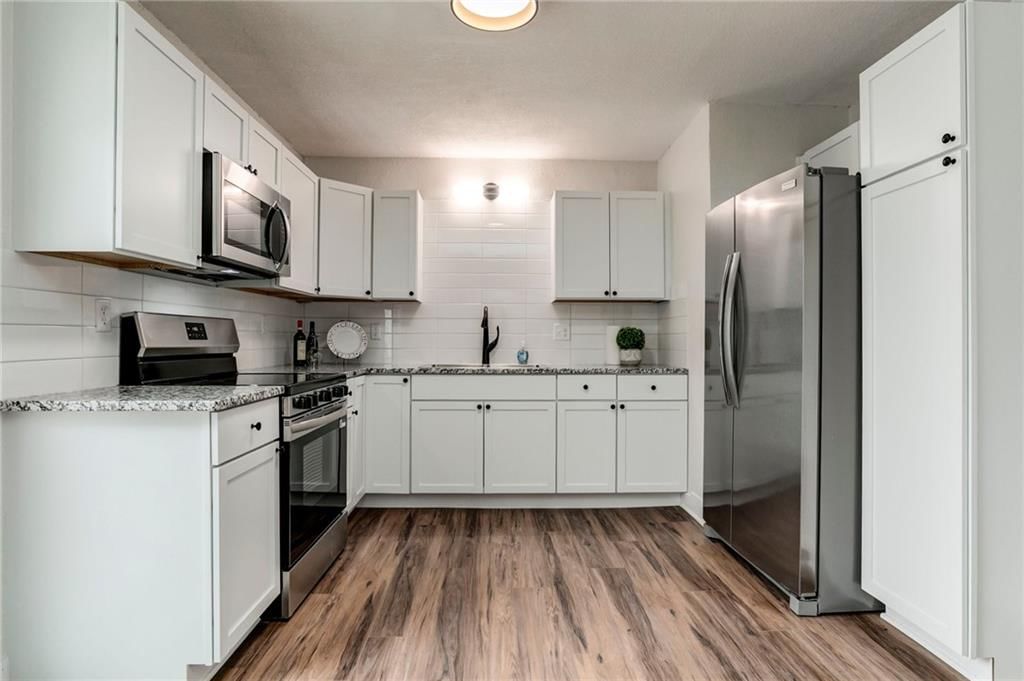 3021 S 46th Terrace — photo 8