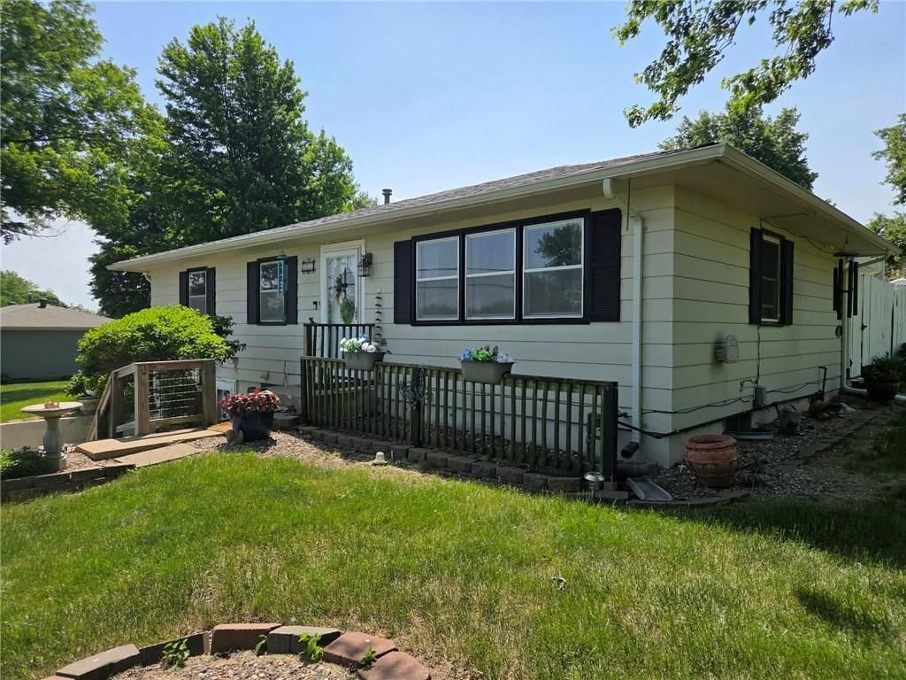 508 E Price Avenue — photo 2
