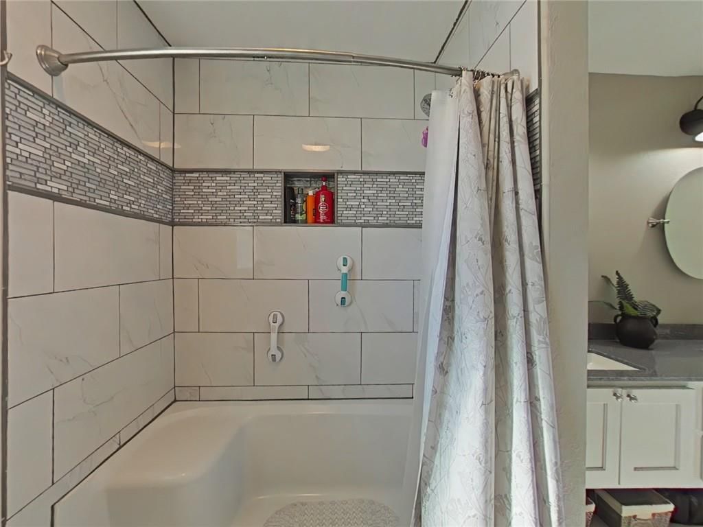 508 E Price Avenue — photo 14