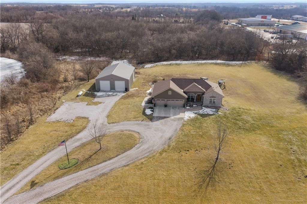 32505 E Lone Jack LeesSummit Road — photo 2