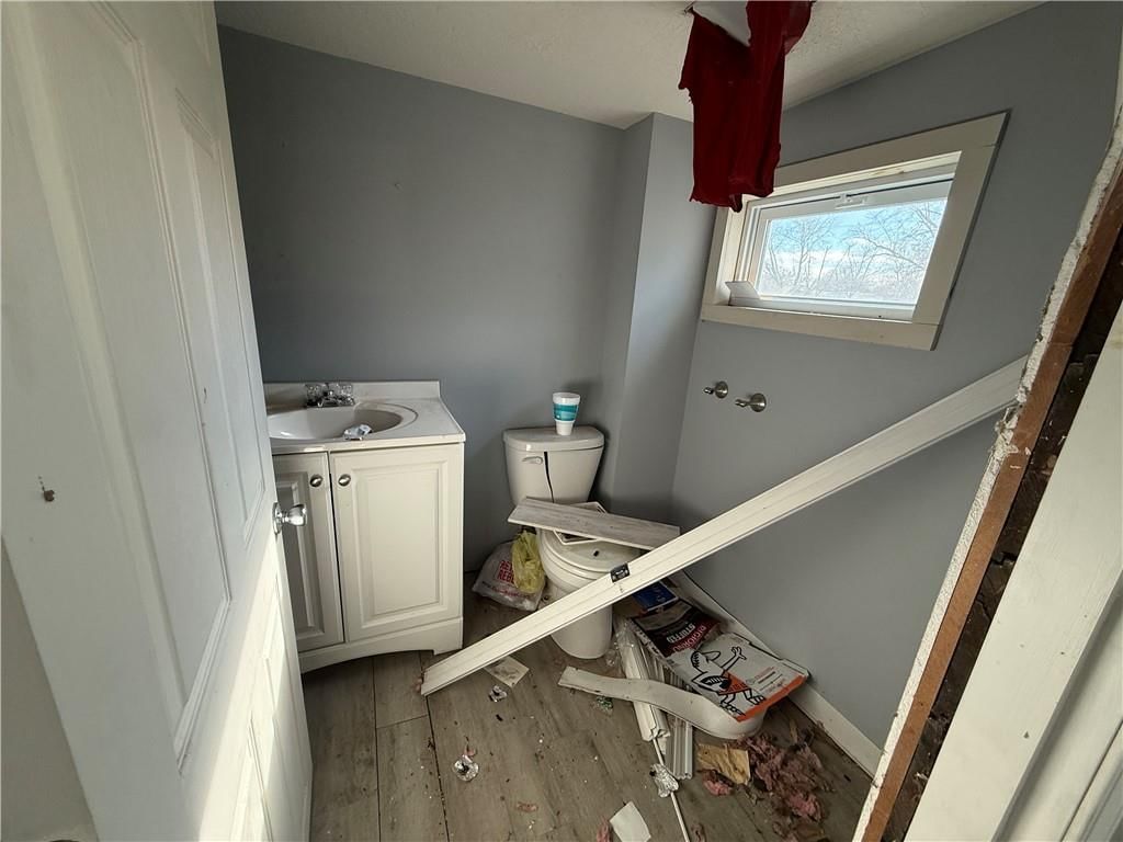 739 Kiowa Street — photo 6