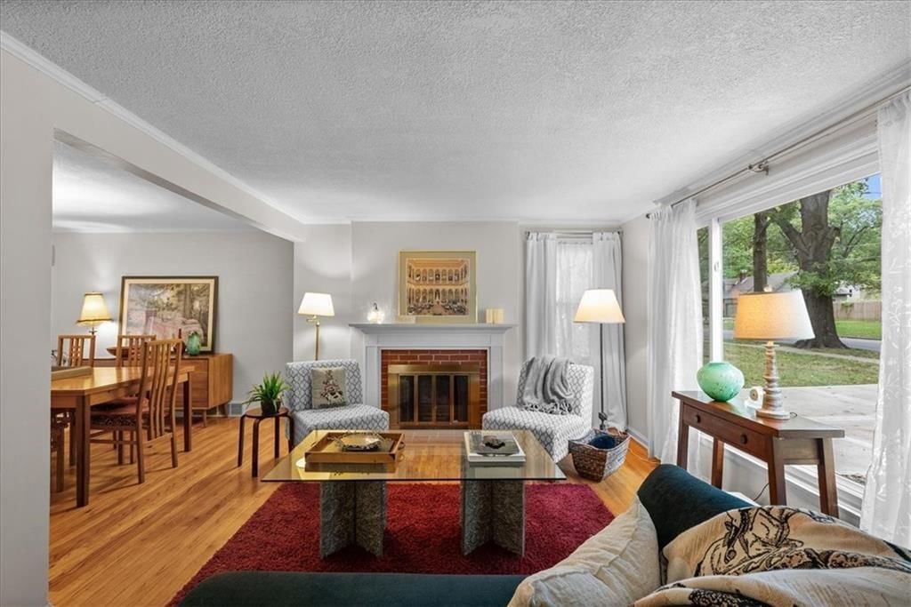 4621 W 71st Street — photo 3