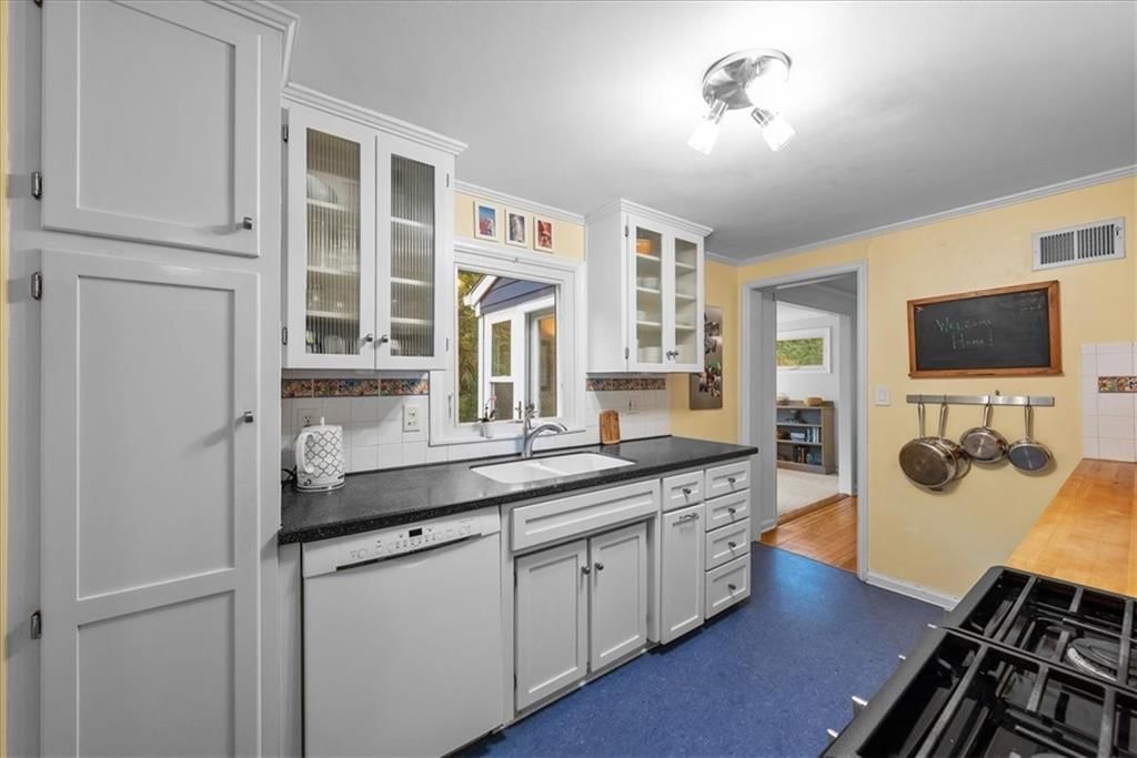 4621 W 71st Street — photo 11