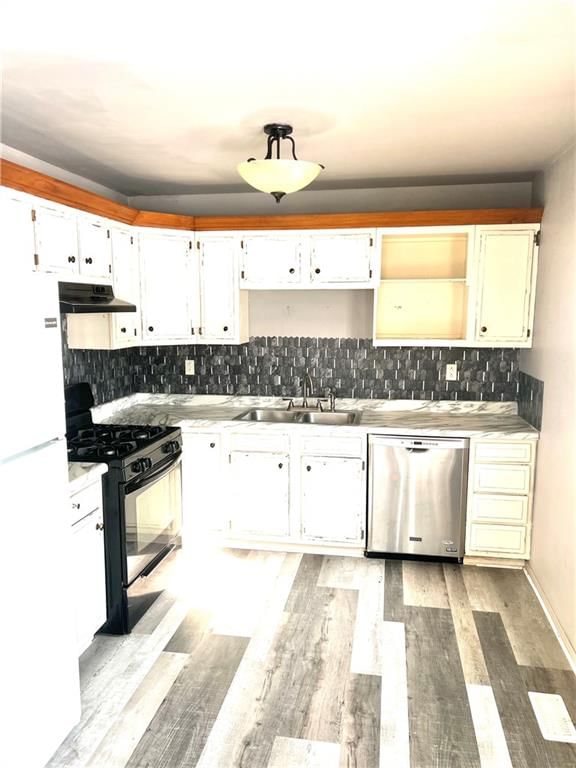 421 W 8th Street — photo 5