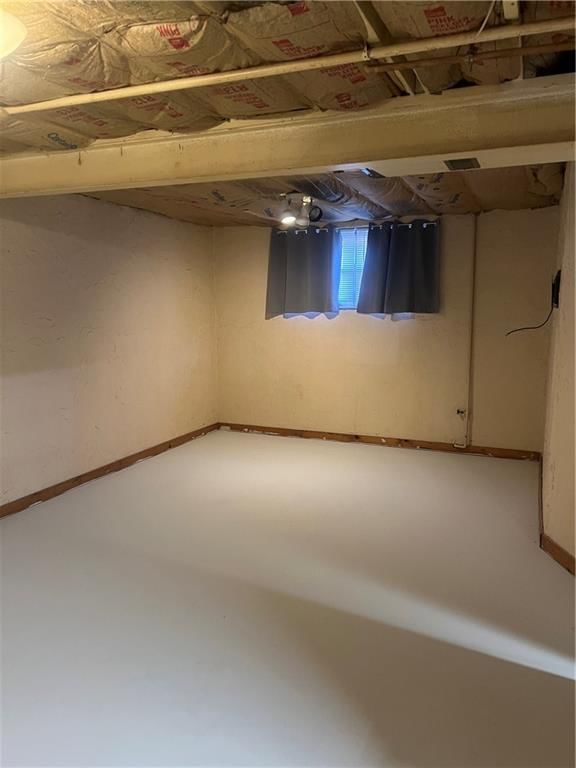 421 W 8th Street — photo 26